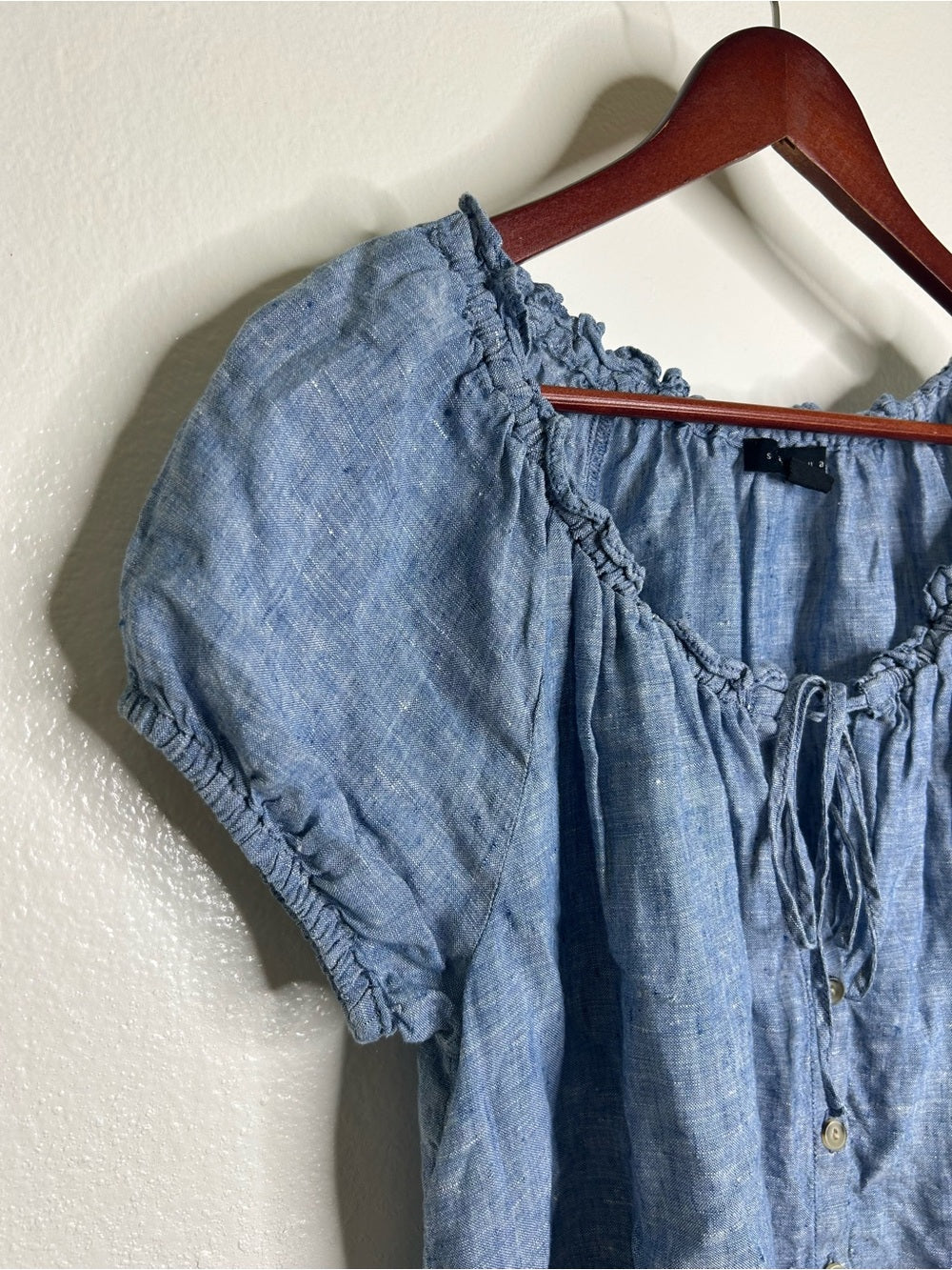 Sanctuary 100% Linen Blue Scoop Neck Babydoll Style Button Down Blouse