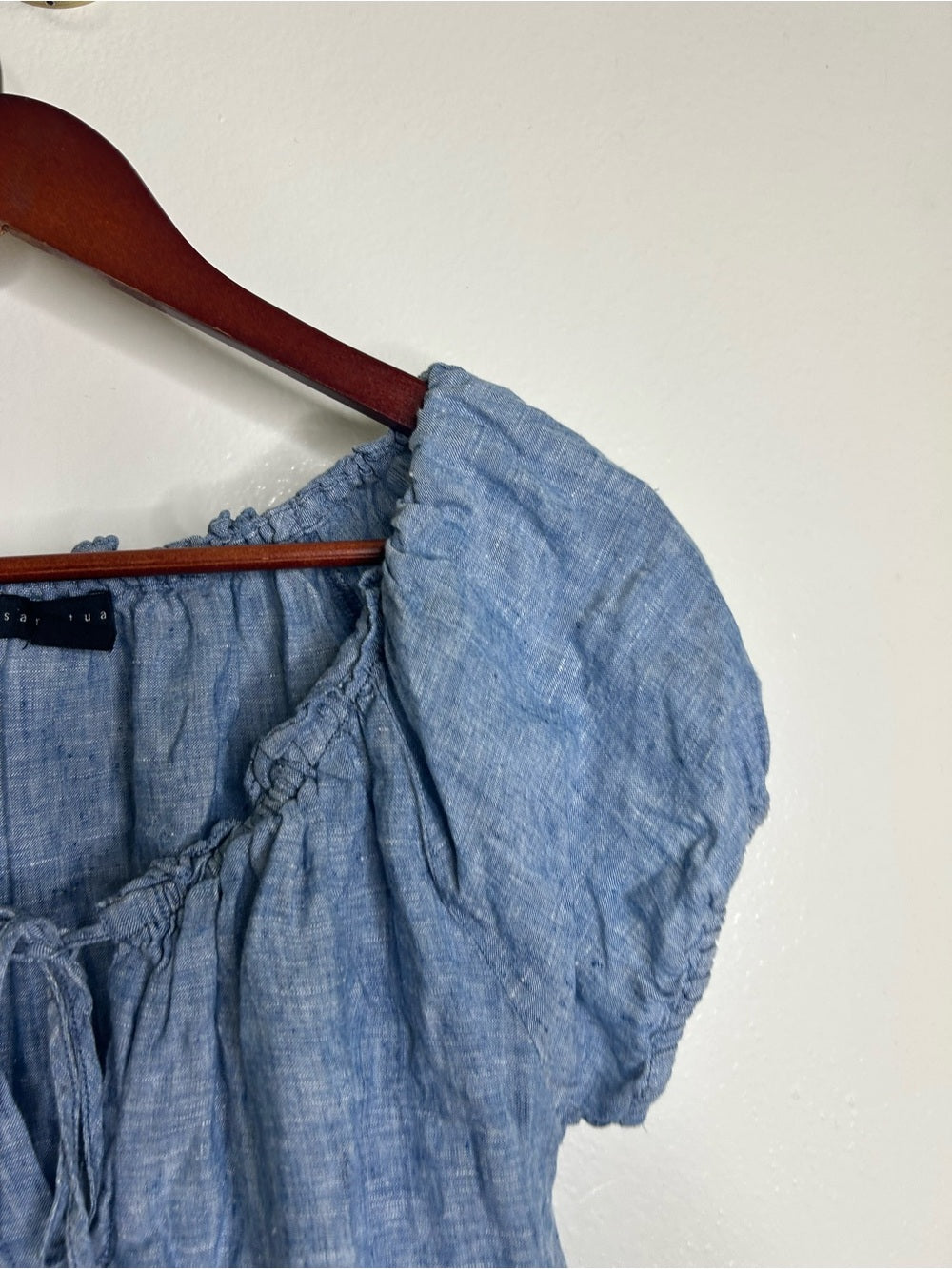 Sanctuary 100% Linen Blue Scoop Neck Babydoll Style Button Down Blouse
