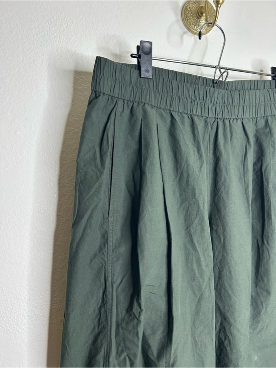 Eileen Fisher 100% Organic Cotton Army Green Barrel Cropped Ankle Pant