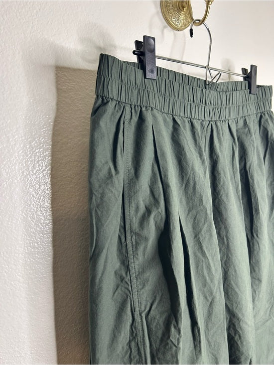 Eileen Fisher 100% Organic Cotton Army Green Barrel Cropped Ankle Pant