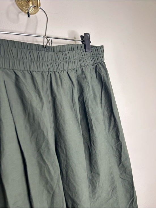 Eileen Fisher 100% Organic Cotton Army Green Barrel Cropped Ankle Pant