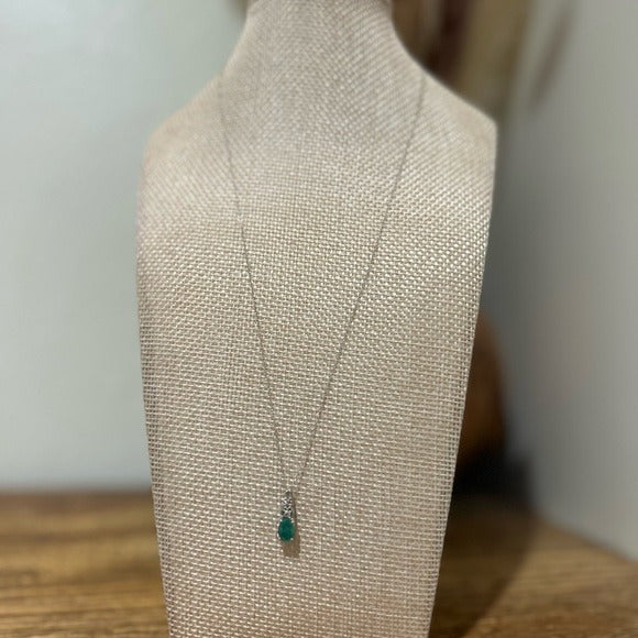 925 Sterling Silver Emerald White Topaz Pendant Necklace