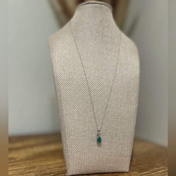 925 Sterling Silver Emerald White Topaz Pendant Necklace