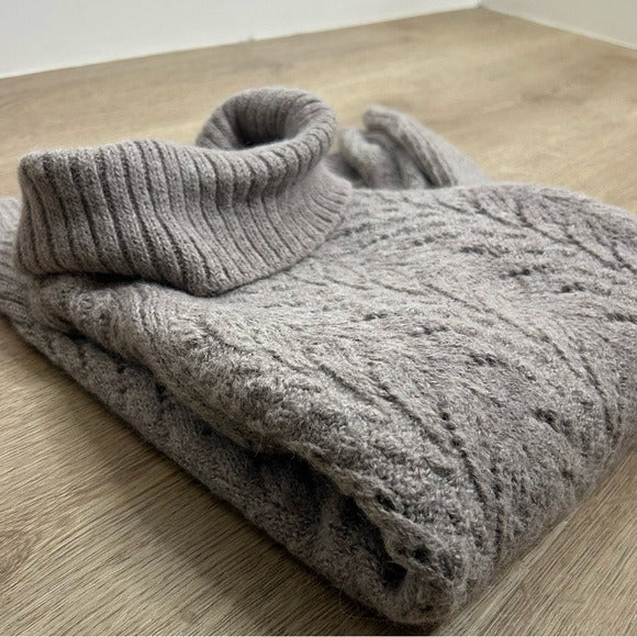 Garnet Hill Garnet Hill 100% Baby Alpaca Texturted Neutral Turtleneck Sweater