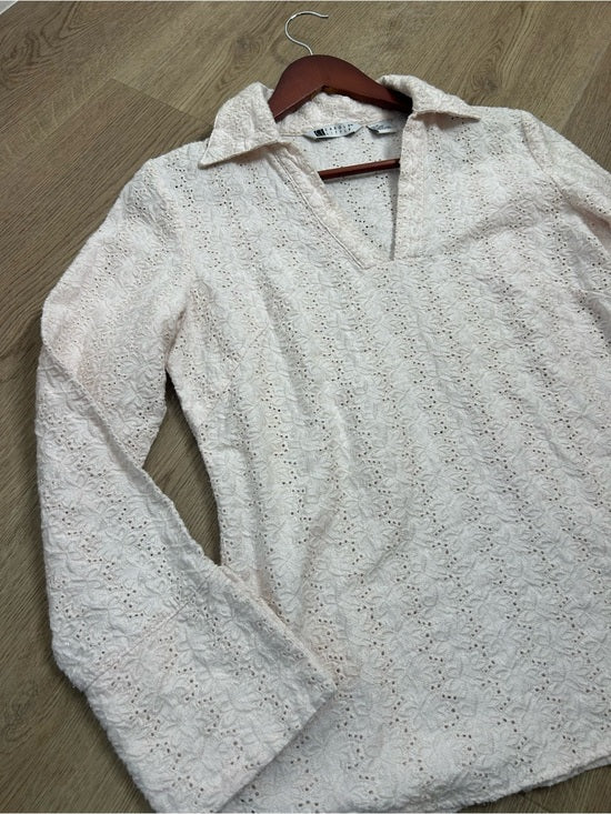 Carol Little 100% Linen Woven Cream Eyelet Bell Sleeve V - Neck Long Sleeve Top