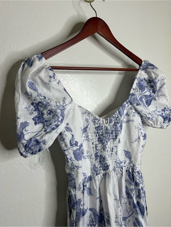 reformation davila linen midi dress 100% Puff Sleeve Blue Floral Smocked Dre – Natural Fiber Closet ModelID: 252 Size1:22 Formal V-Neck Sequin Open-Back