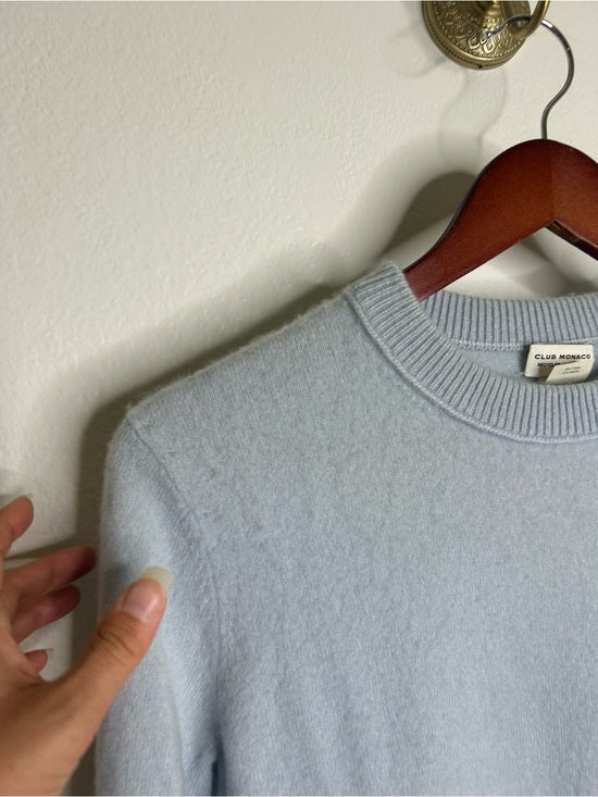 Club Monaco 100% Cashmere Baby Blue Fitted Ribbed Cuff Long Sleeve Sweater