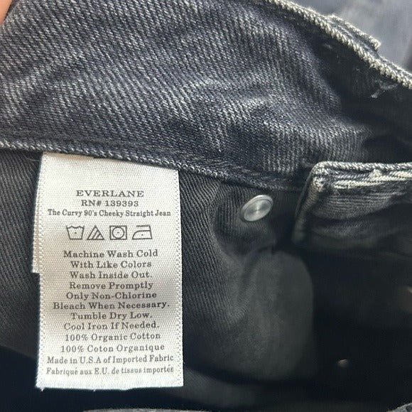 Everlane 100% Organic Cotton The 90's Curvy Fit Cheeky Straight Jean Black