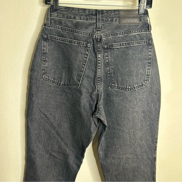 Everlane 100% Organic Cotton The 90's Curvy Fit Cheeky Straight Jean Black