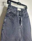 Everlane 100% Organic Cotton The 90's Curvy Fit Cheeky Straight Jean Black