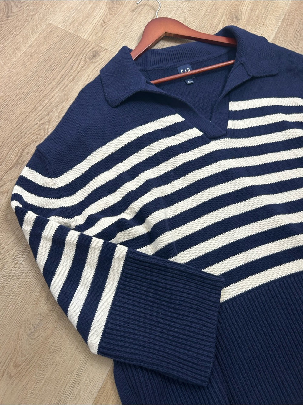 GAP GAP 100% Cotton Navy Cream Striped Polo V - Neck Thick Knit Oversized Sweater - Cotton