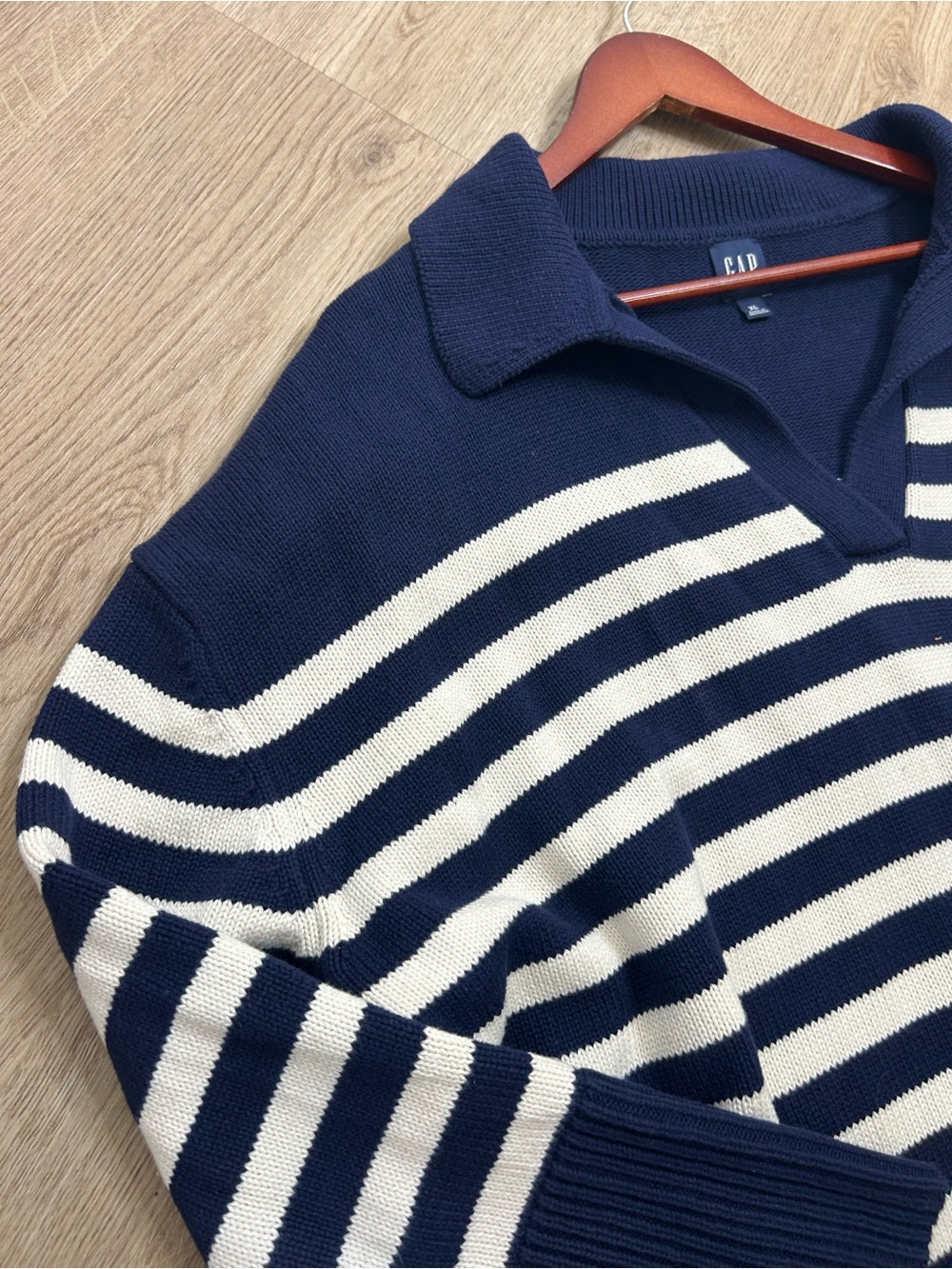 GAP GAP 100% Cotton Navy Cream Striped Polo V - Neck Thick Knit Oversized Sweater - Cotton