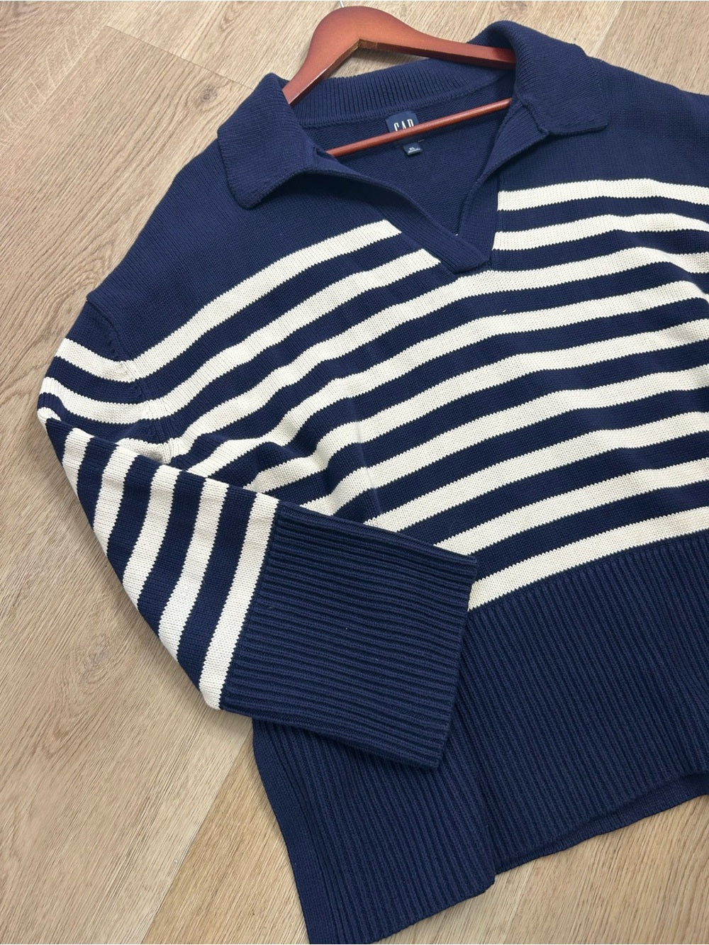 GAP 100% Cotton Navy Cream Striped Polo V - Neck Thick Knit Oversized Sweater
